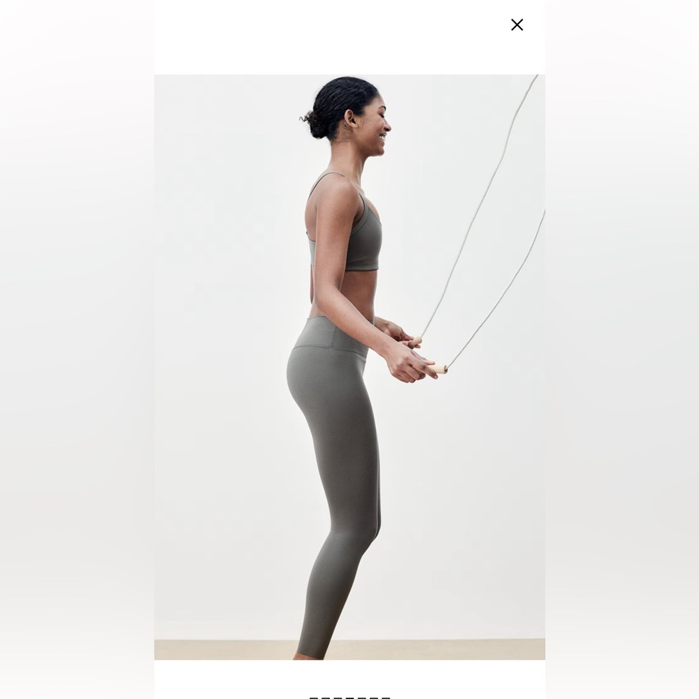 H&M SPORTS LEGGINGS WITH SOFTMOVET™ - Picture 4 of 7